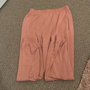 NWOT woman’s pink sweatpants
